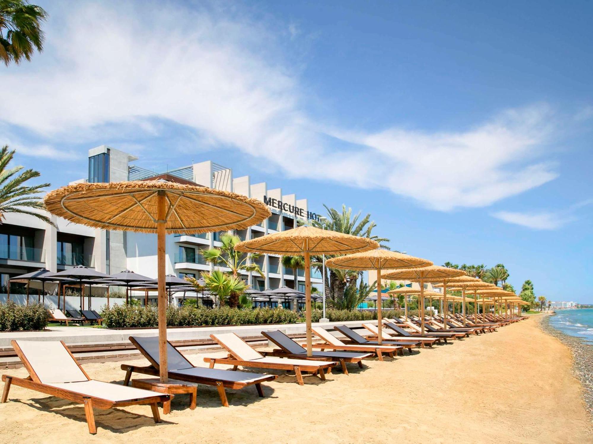 Mercure Larnaca Beach Resort 外观 照片
