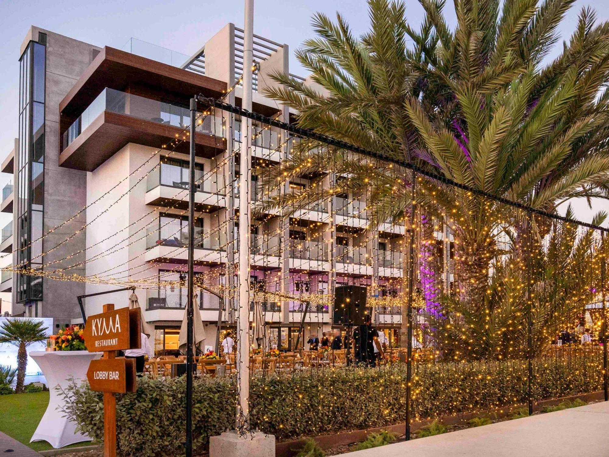 Mercure Larnaca Beach Resort 外观 照片