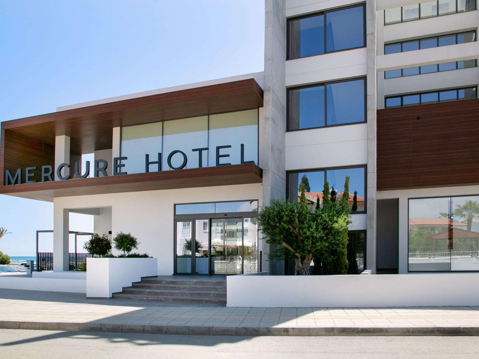 Mercure Larnaca Beach Resort 外观 照片