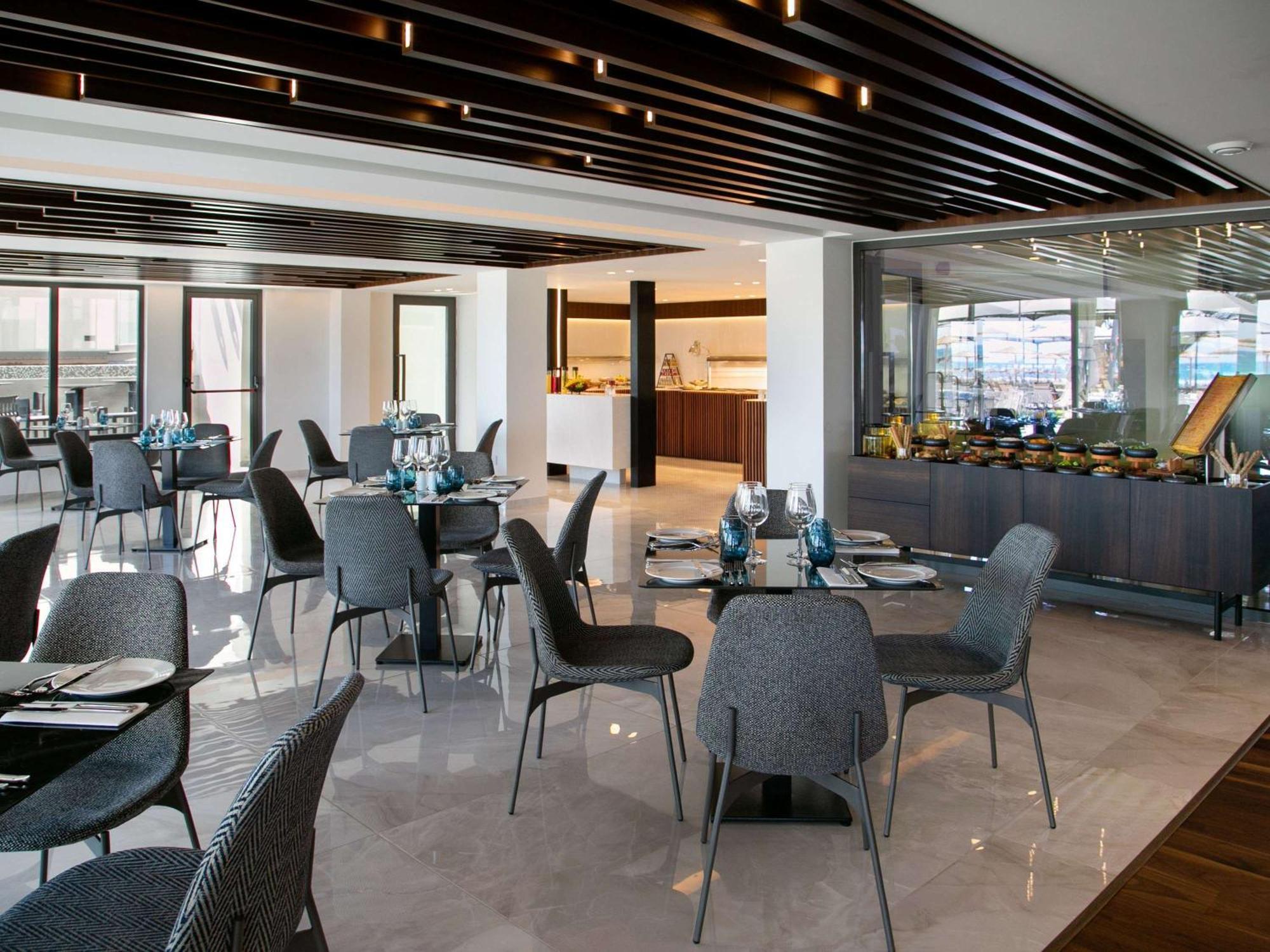 Mercure Larnaca Beach Resort 外观 照片