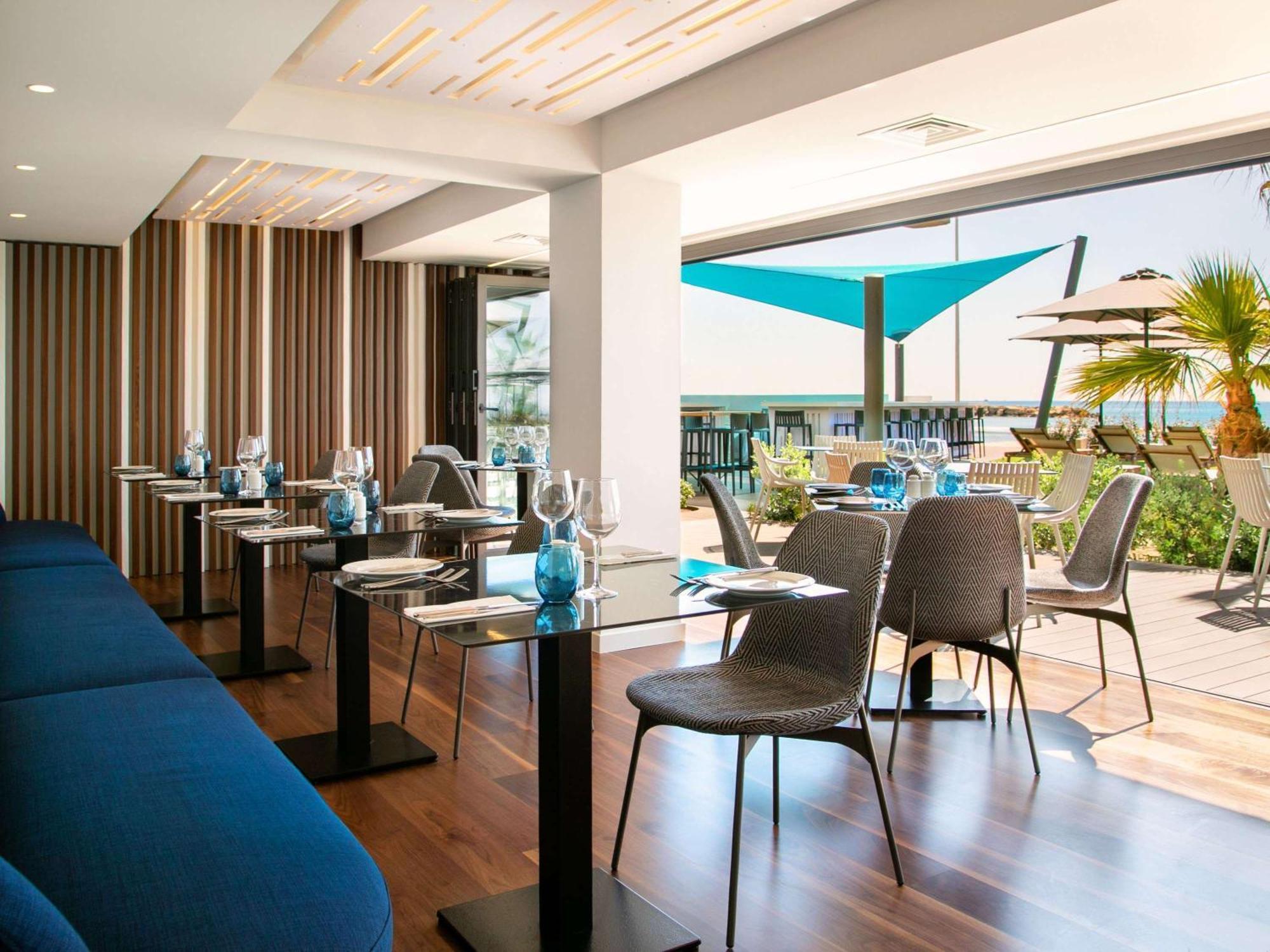 Mercure Larnaca Beach Resort 外观 照片